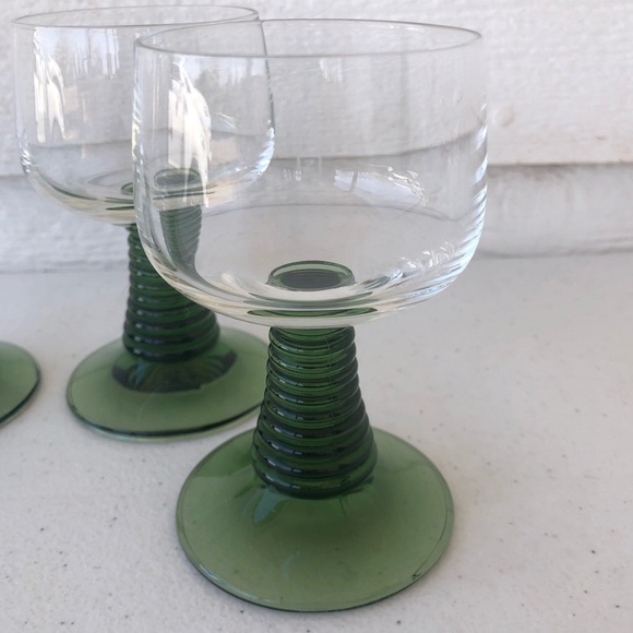 Vintage Green Beehive Wine Goblets Set of 4 - Picture 8 of 9